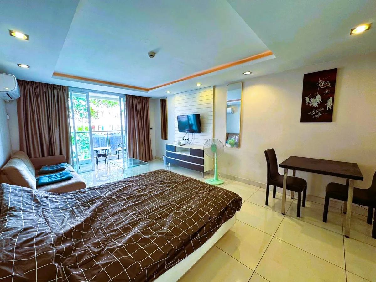 Large Corner Unit City View Studio Condo In South Pattaya photo 33