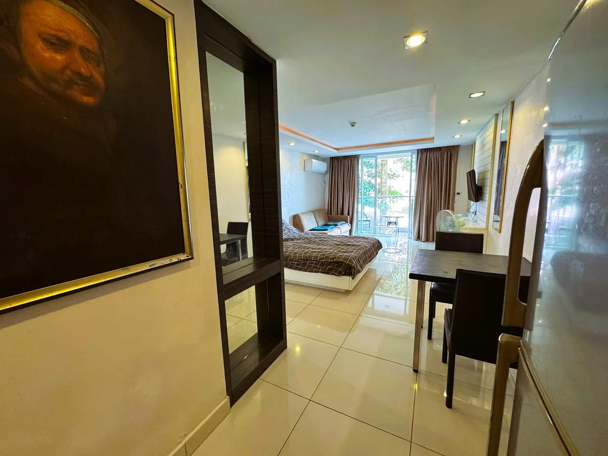Large Corner Unit City View Studio Condo In South Pattaya photo 38