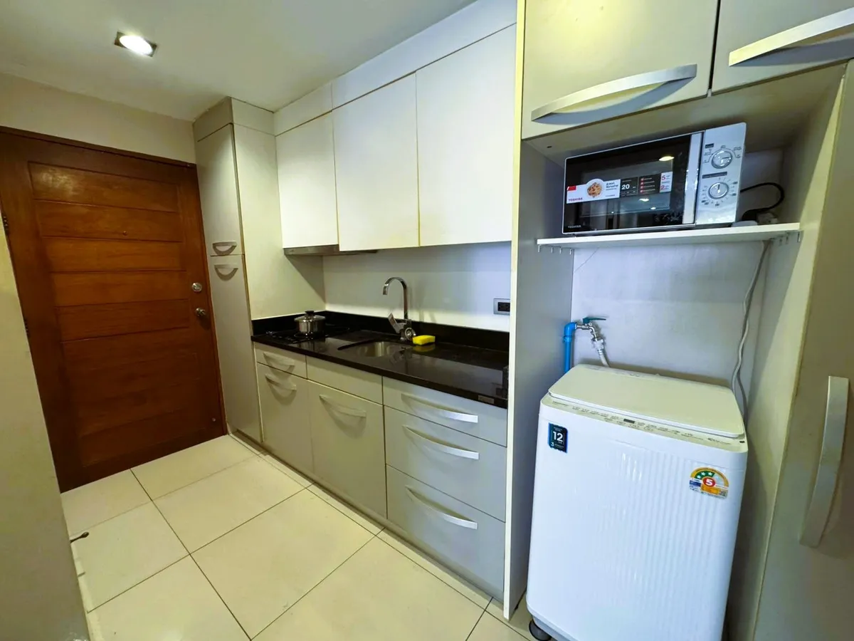 Large Corner Unit City View Studio Condo In South Pattaya photo 40