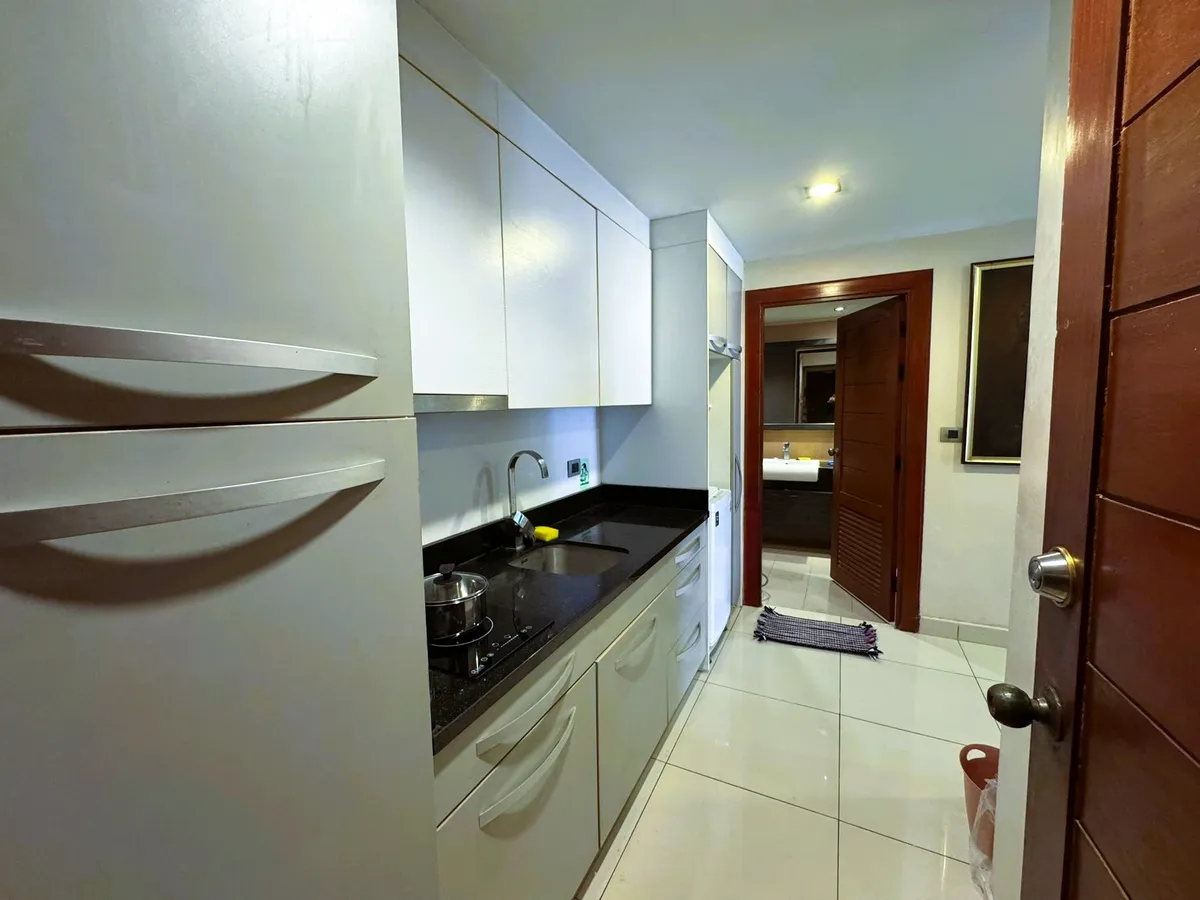 Large Corner Unit City View Studio Condo In South Pattaya photo 41