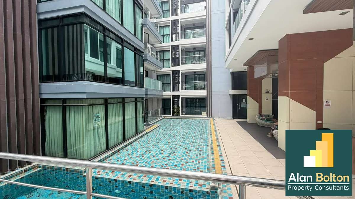 Studio Condo For Sale In Prahtamnak photo 4