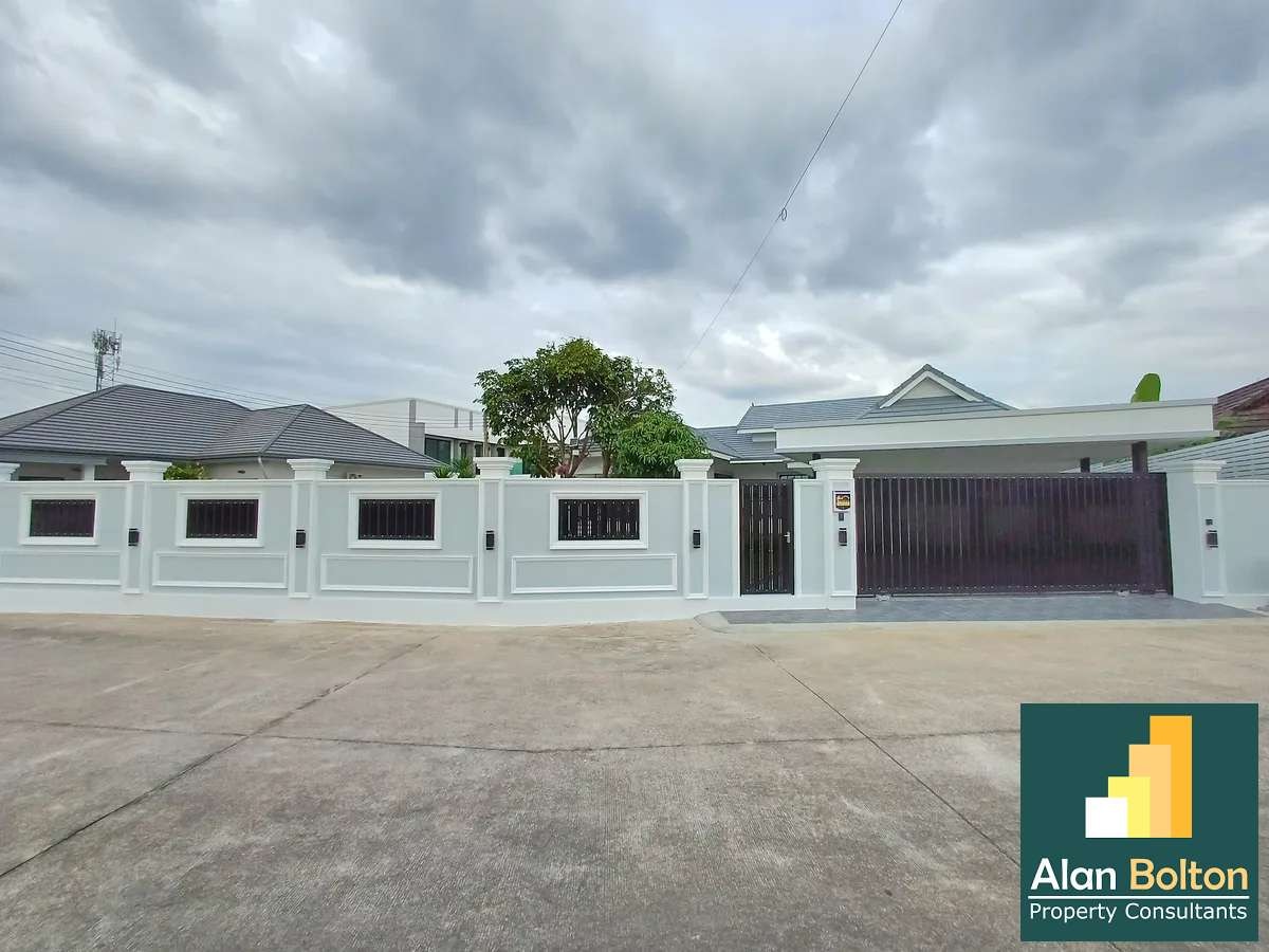 Brand New Pool Villa 5 bedrooms 5 bathrooms in Siam Country Club for Sale photo 3