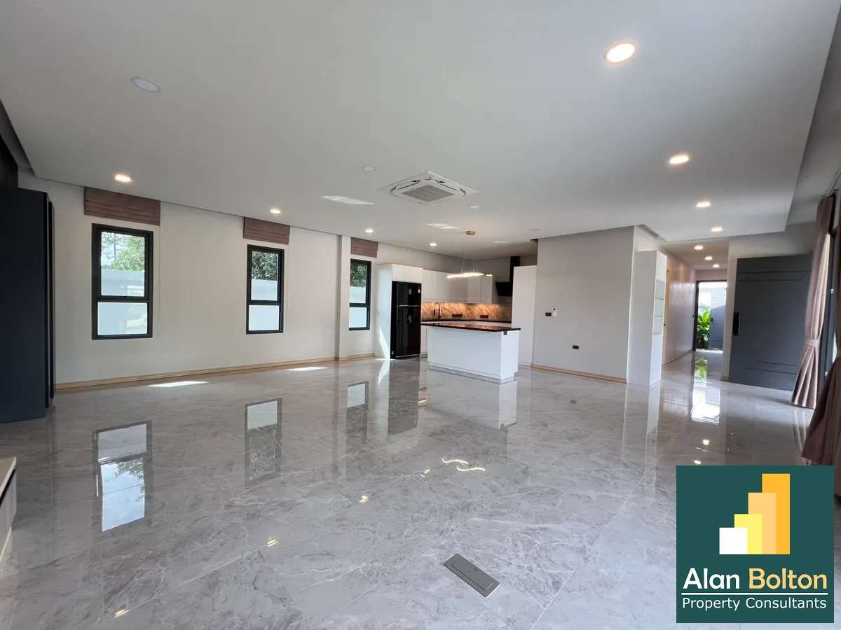 Pool Villa 3 Bedrooms 4 Bathroom in Huay yai photo 4
