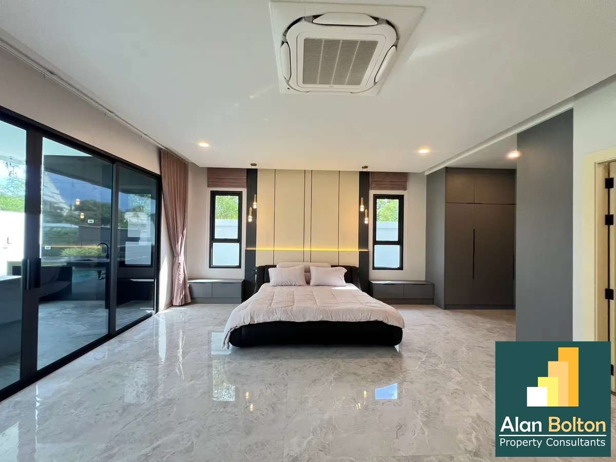 Pool Villa 3 Bedrooms 4 Bathroom in Huay yai photo 13