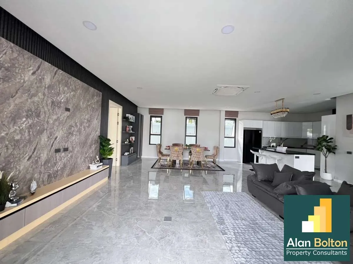 Luxury Pool Villa 3 Bedrooms 4 Bathrooms in Huay yai photo 17