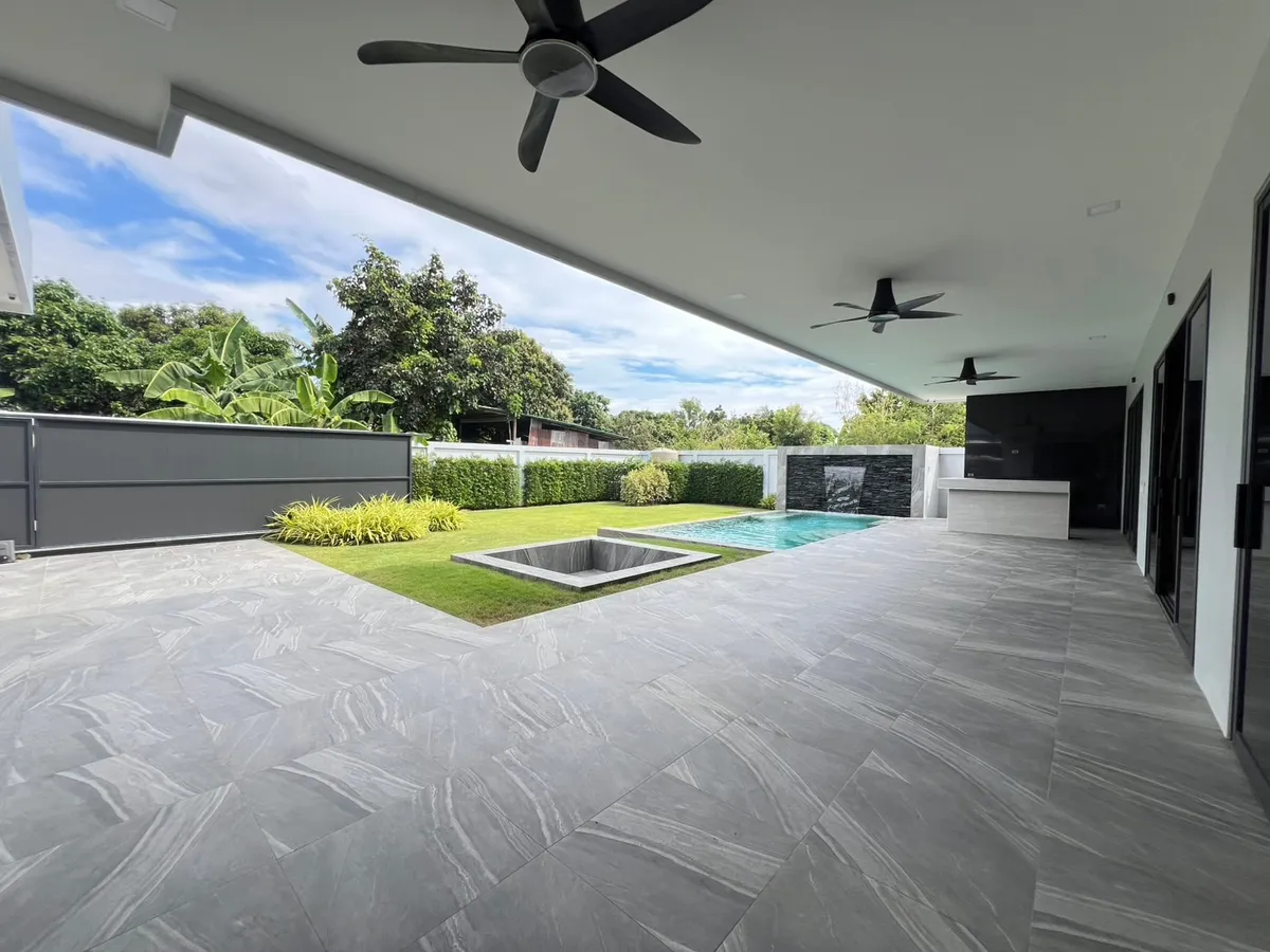 Luxury Pool Villa 3 Bedrooms 4 Bathrooms in Huay yai photo 23