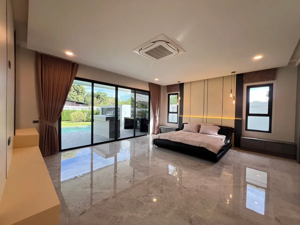 Luxury Pool Villa 3 Bedrooms 4 Bathrooms in Huay yai photo 43