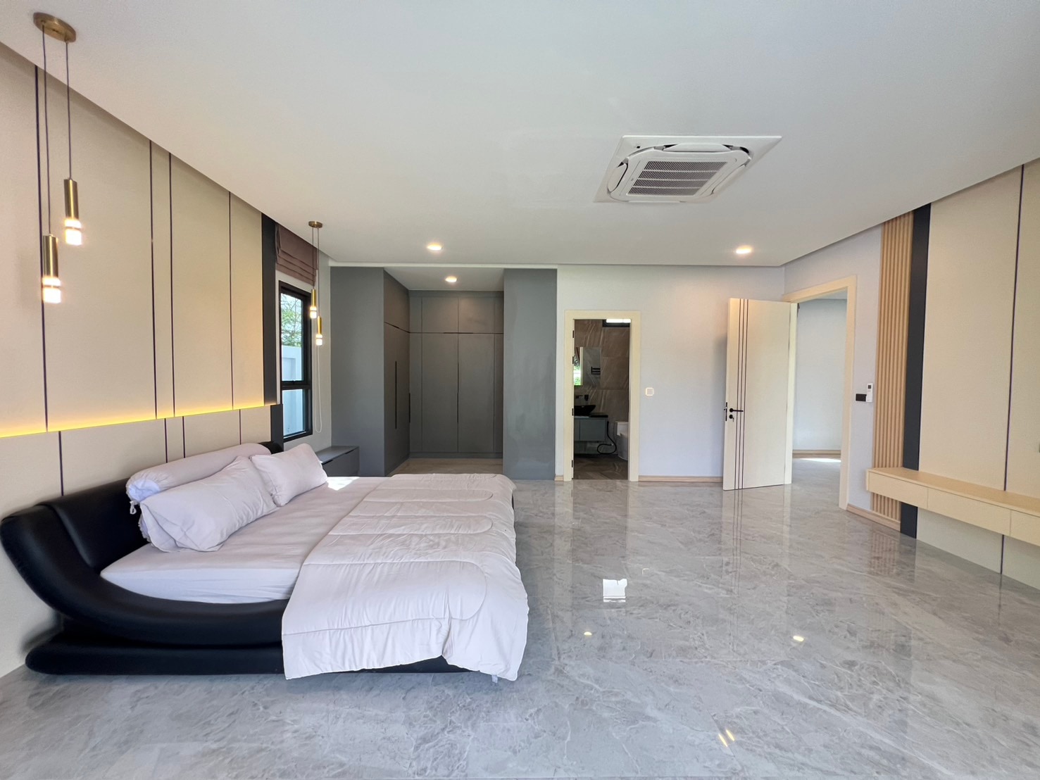 Luxury Pool Villa 3 Bedrooms 4 Bathrooms in Huay yai photo 42