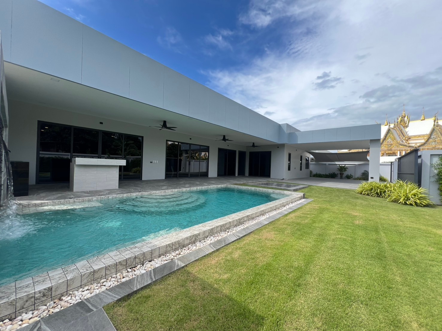 Luxury Pool Villa 3 Bedrooms 4 Bathrooms in Huay yai photo 31