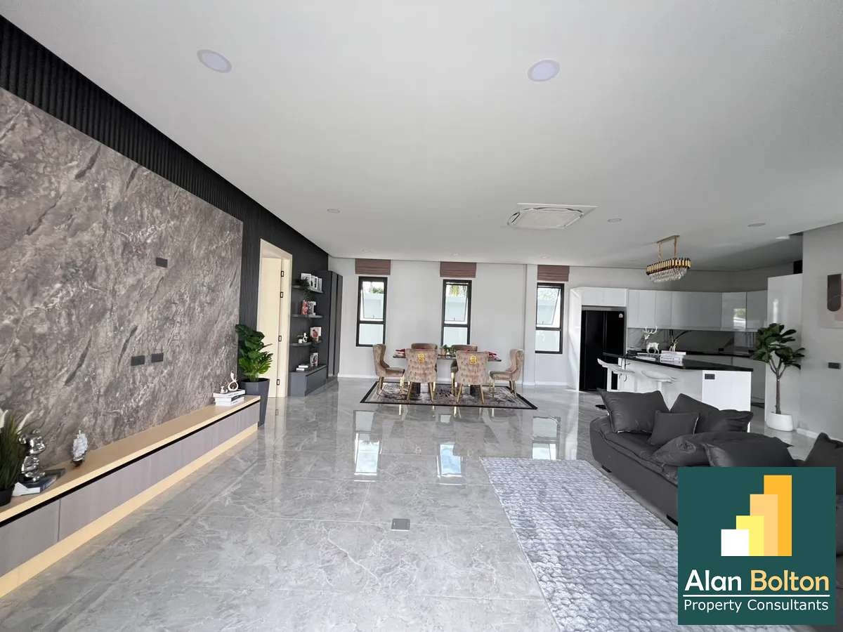 Luxury Pool Villa 3 Bedrooms 4 Bathrooms in Huay yai photo 17