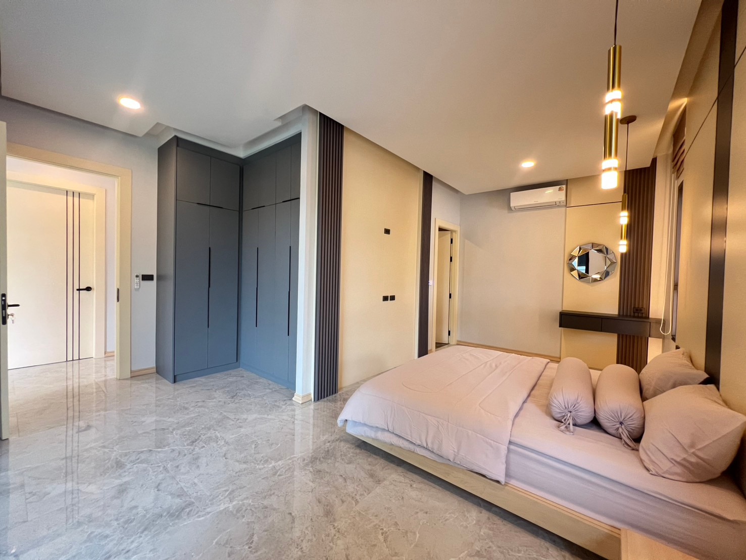 Luxury Pool Villa 3 Bedrooms 4 Bathrooms in Huay yai photo 33
