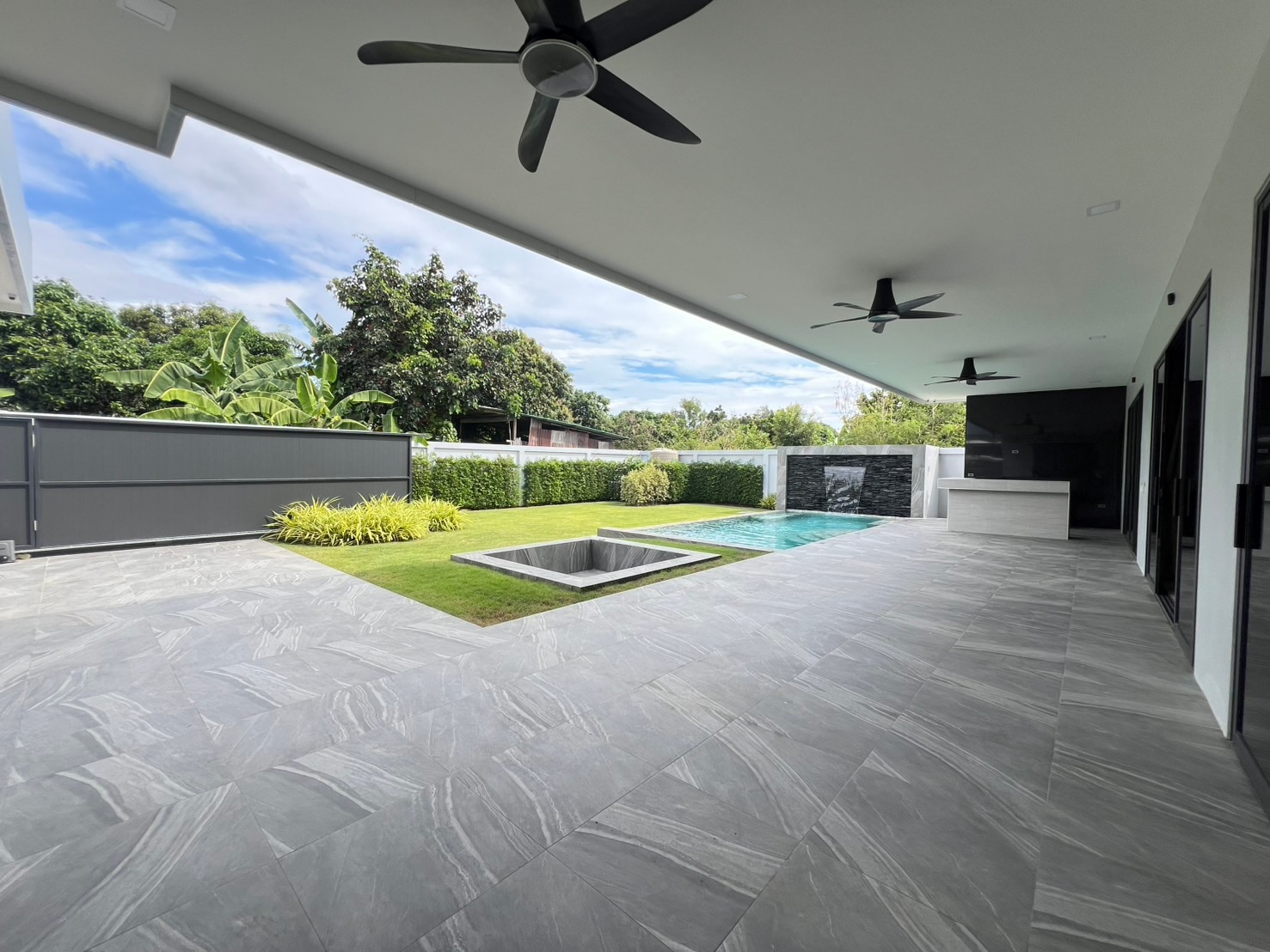 Luxury Pool Villa 3 Bedrooms 4 Bathrooms in Huay yai photo 23