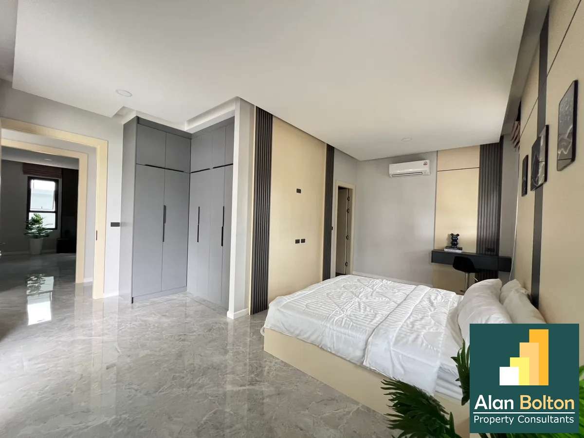 Luxury Pool Villa 3 Bedrooms 4 Bathrooms in Huay yai photo 13