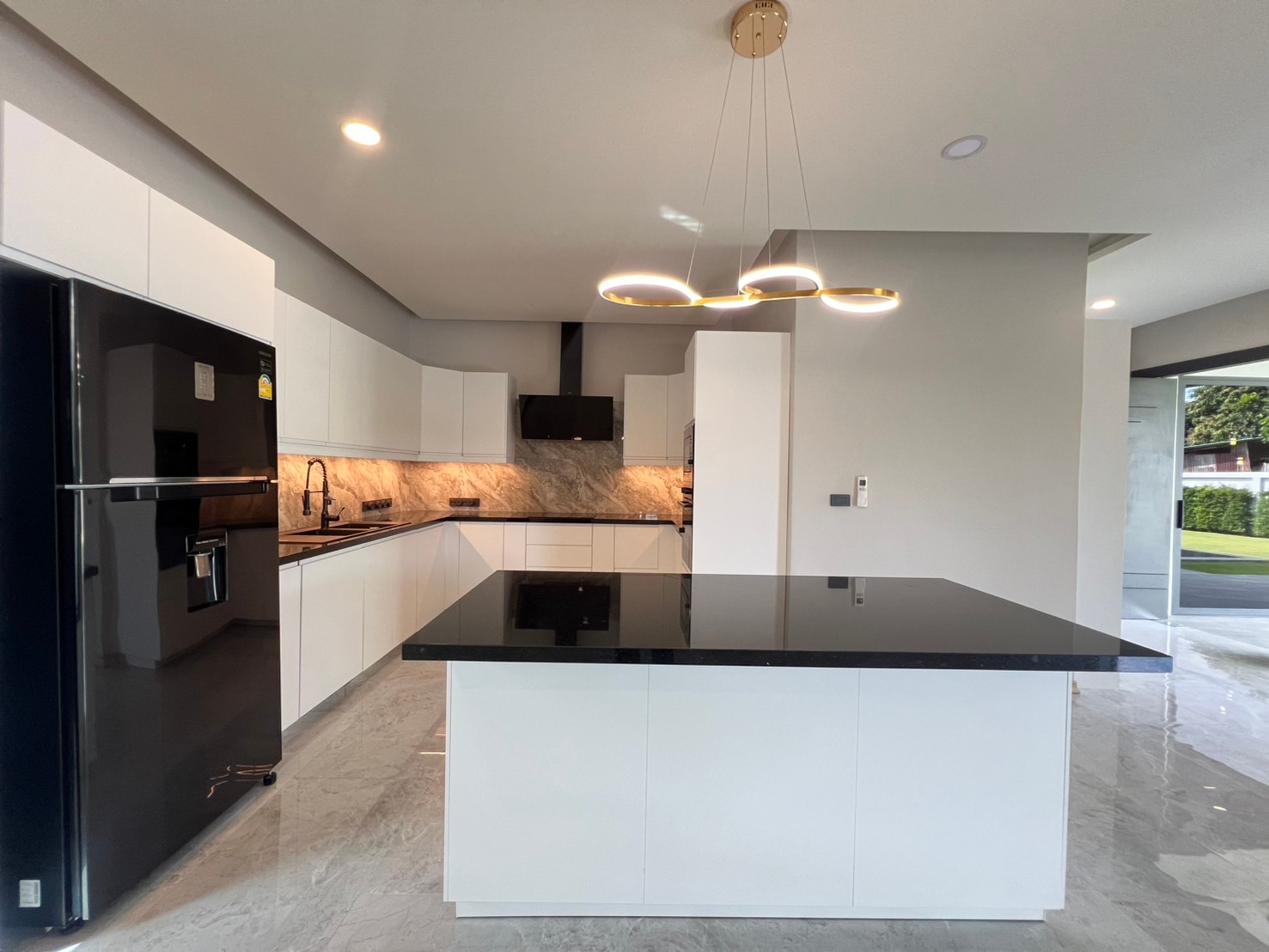Luxury Pool Villa 3 Bedrooms 4 Bathrooms in Huay yai photo 38