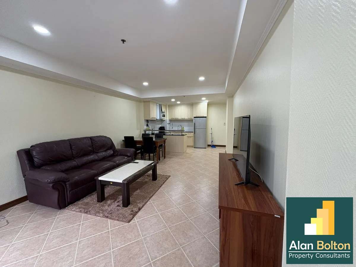 Large 1 Bed View Talay 2B For Sale photo 4
