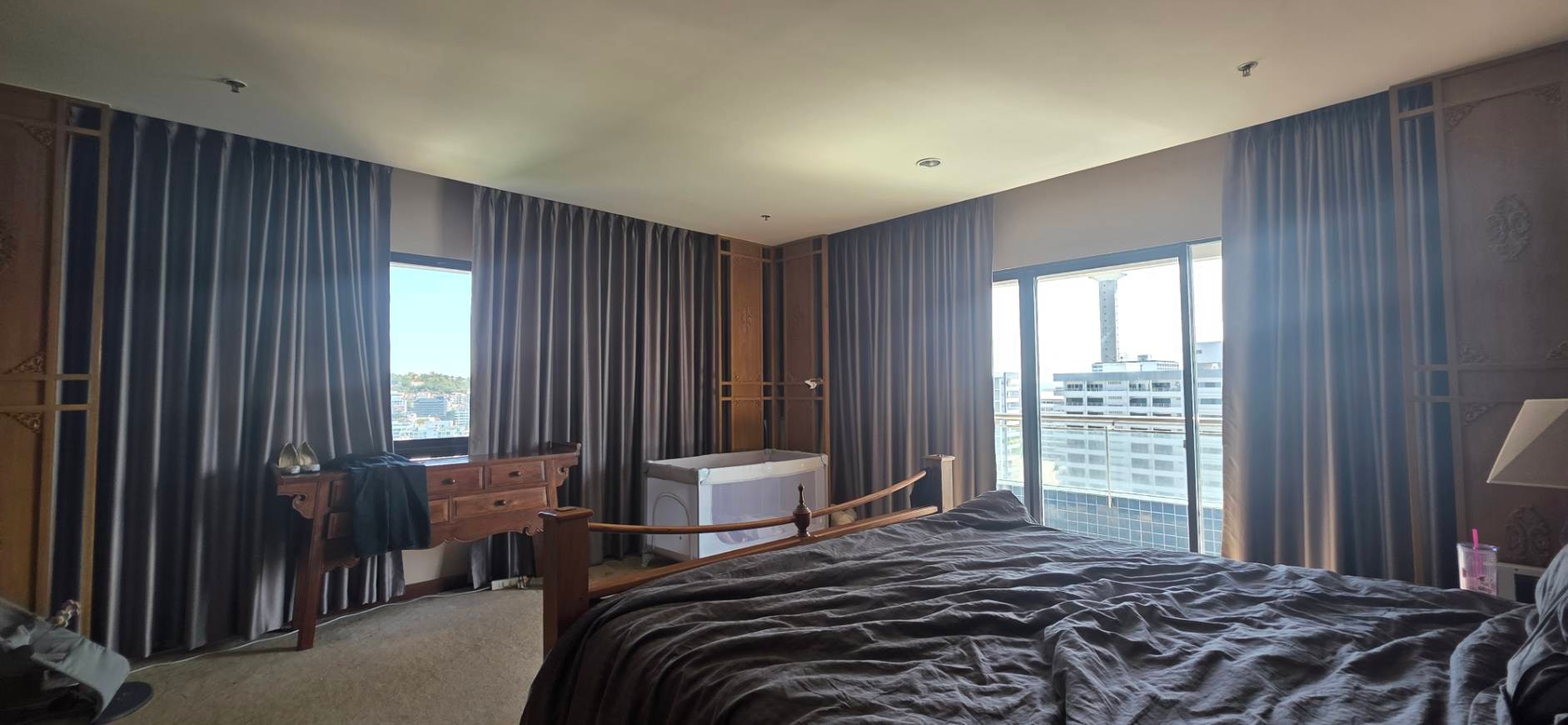 Large Front Facing Ocean View 3 Bed 3 Bath Condo in Pratumnak photo 27