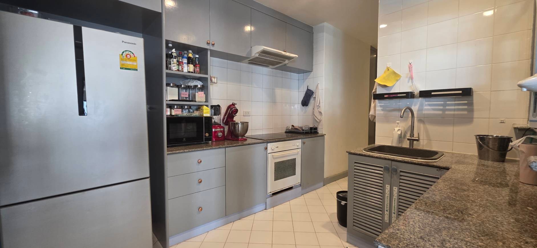Large Front Facing Ocean View 3 Bed 3 Bath Condo in Pratumnak photo 26