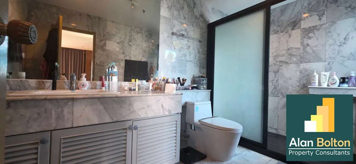 Large Front Facing Ocean View 3 Bed 3 Bath Condo in Pratumnak photo 19