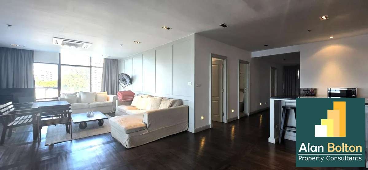 Spacious 3 Bedroom, 3 Bath Beachfront Condo With Panoramic Ocean Views photo 9
