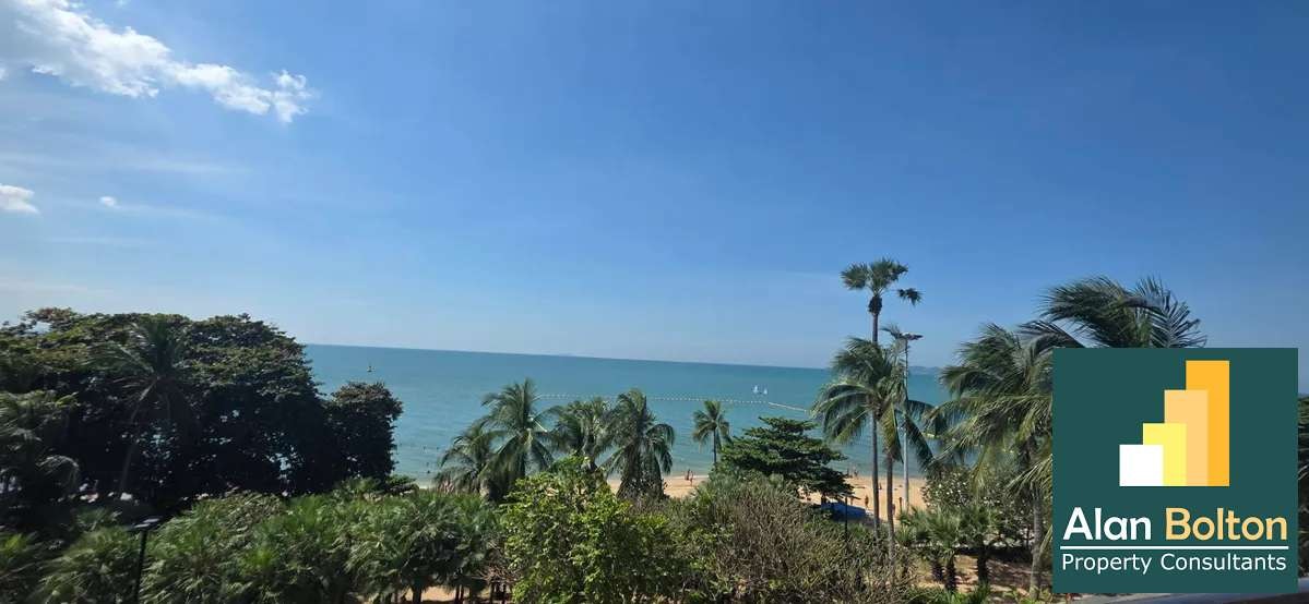 Spacious 3 Bedroom, 3 Bath Beachfront Condo With Panoramic Ocean Views photo 14