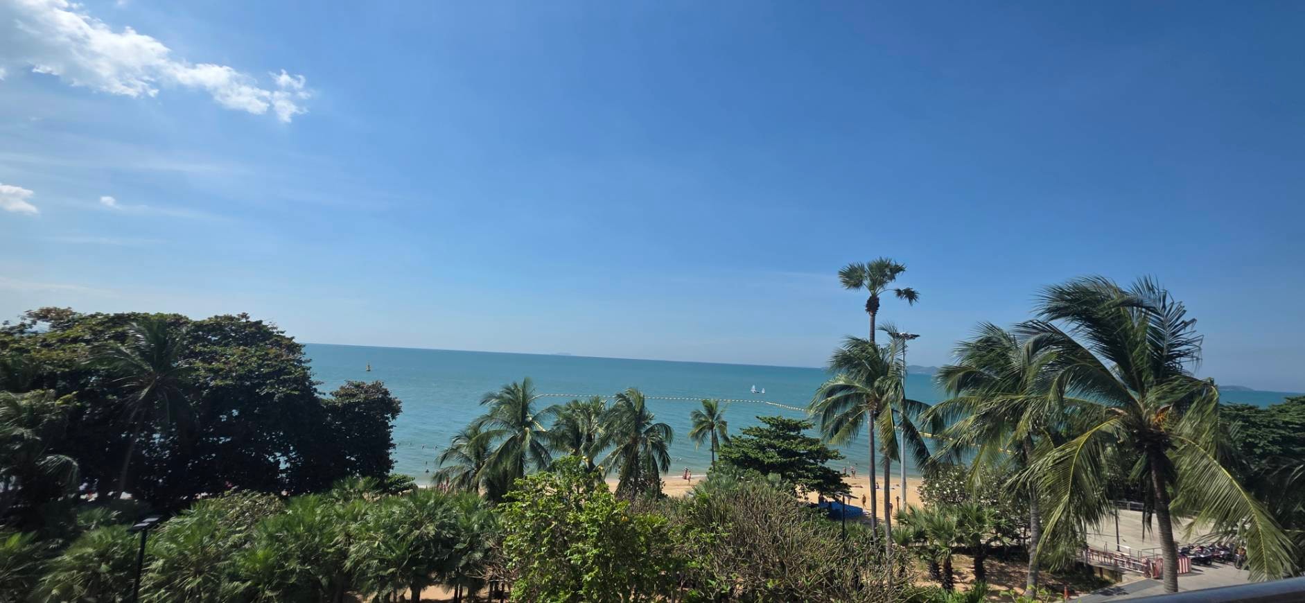 Spacious 3 Bedroom, 3 Bath Beachfront Condo With Panoramic Ocean Views photo 42