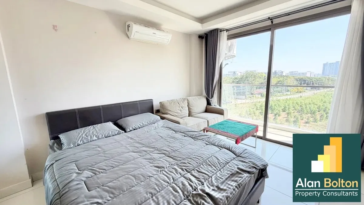 StudioCondo For Rent In Jontien