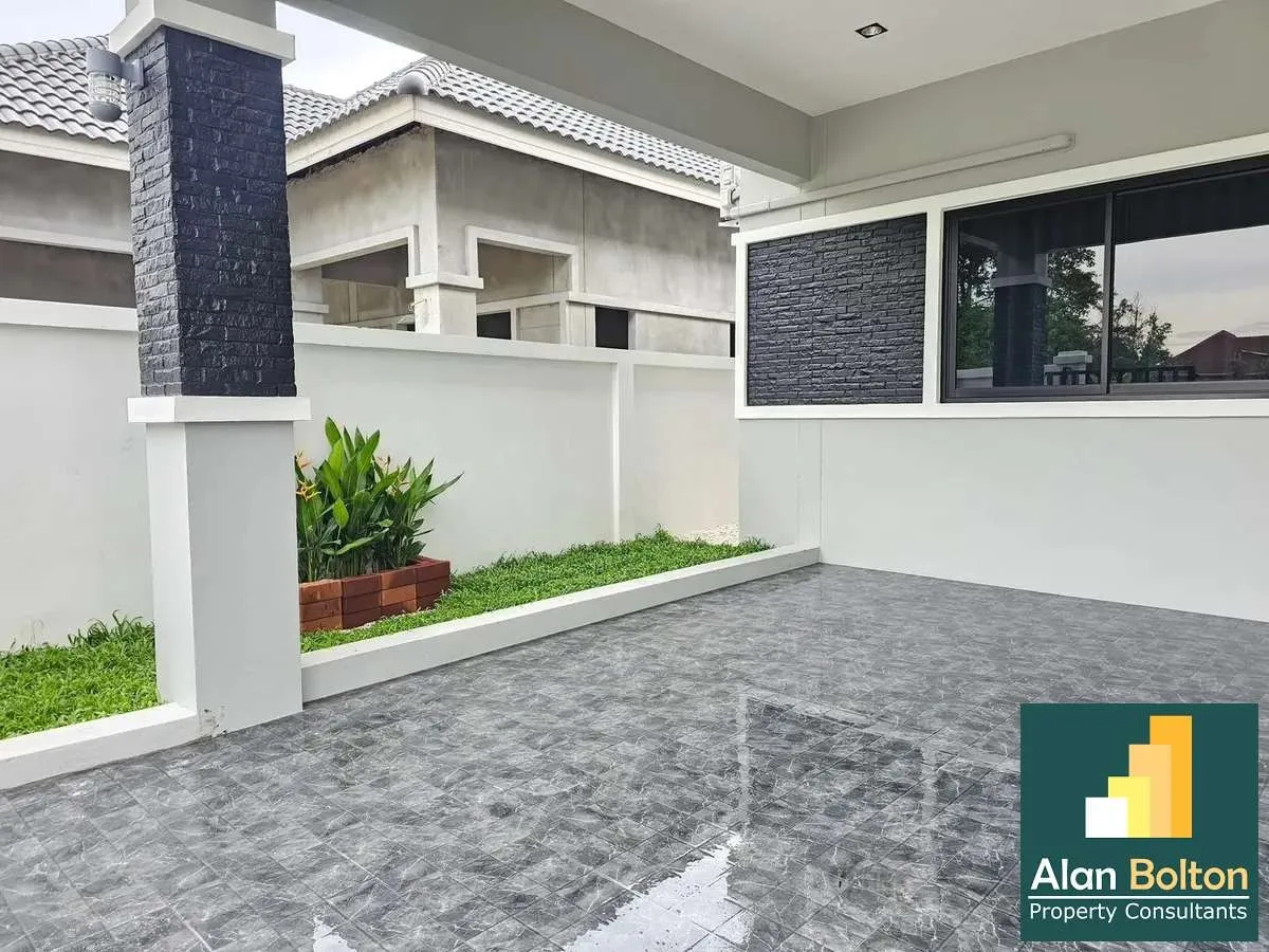 New Single House 3 Bedrooms 2 Bathrooms in Huay yai photo 8