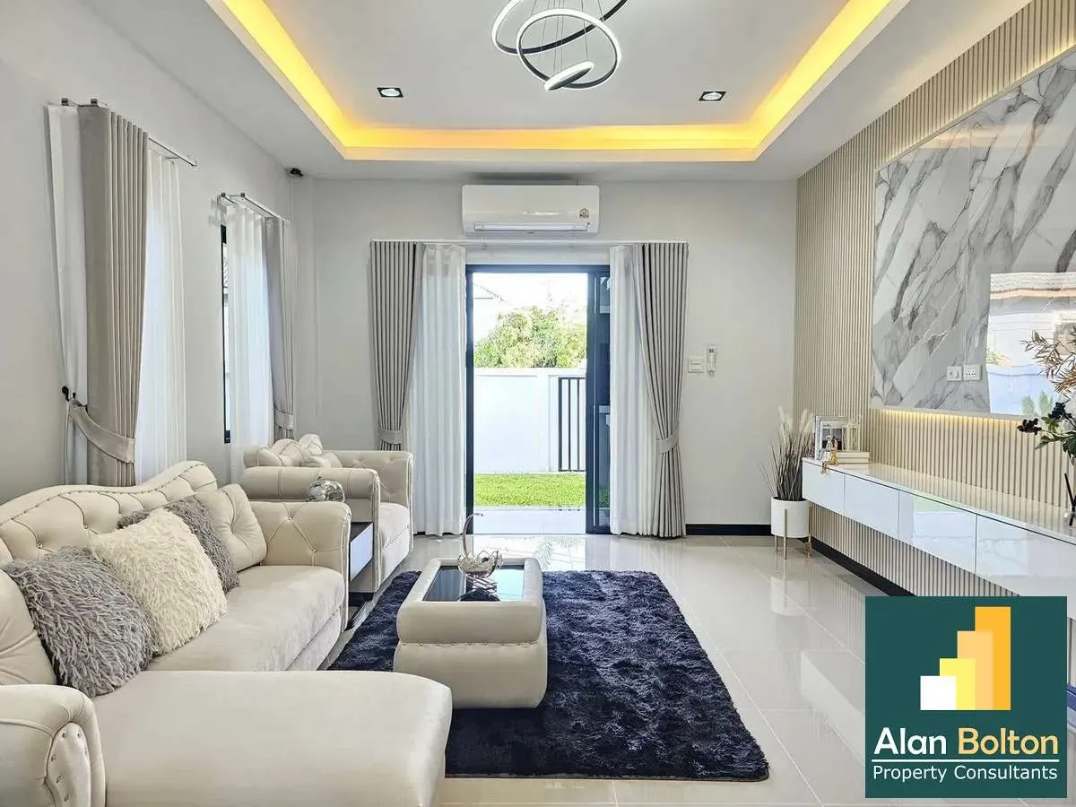New Single House 3 Bedrooms 2 Bathrooms in Huay yai photo 10