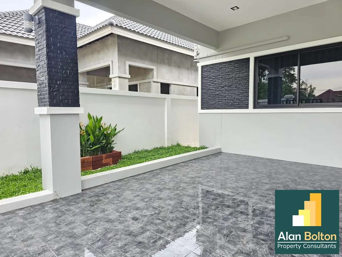 New Single House 3 Bedrooms 2 Bathrooms in Huay yai photo 8