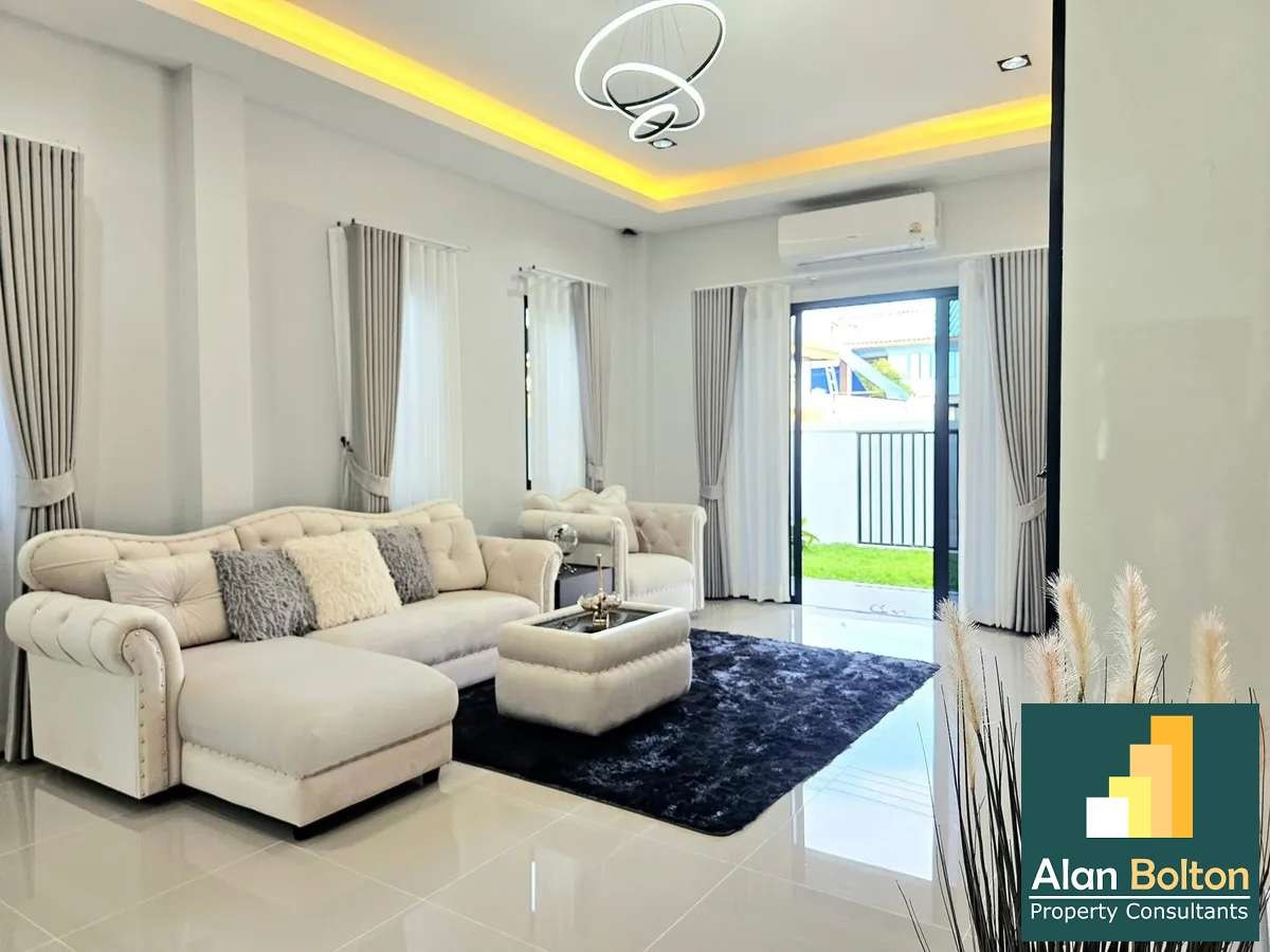 New Single House 3 Bedrooms 2 Bathrooms in Huay yai photo 3