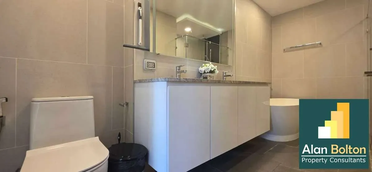 Modern 3-Bedroom Condo at Serenity Residence Jomtien | Pool View photo 6