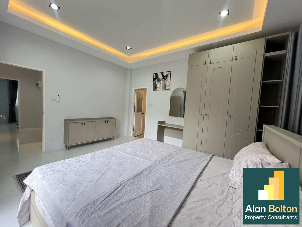 3 Bedrooms 3 Bathrooms in Huay yai photo 9