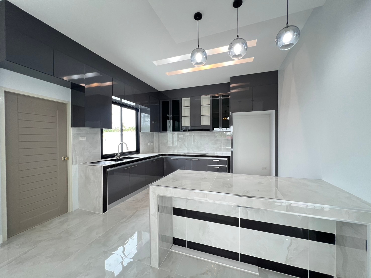 3 Bedrooms 3 Bathrooms in Huay yai photo 17