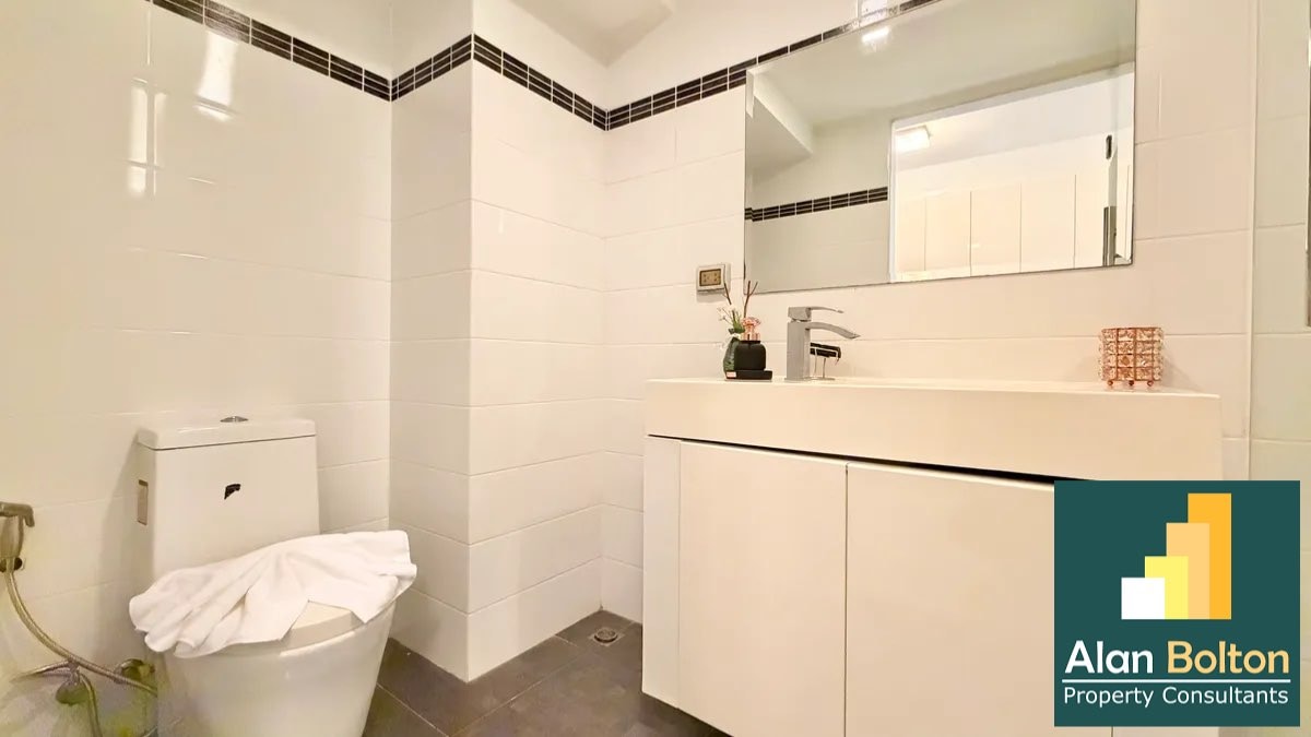 Studio Condo For sale in Prahtamnak photo 6