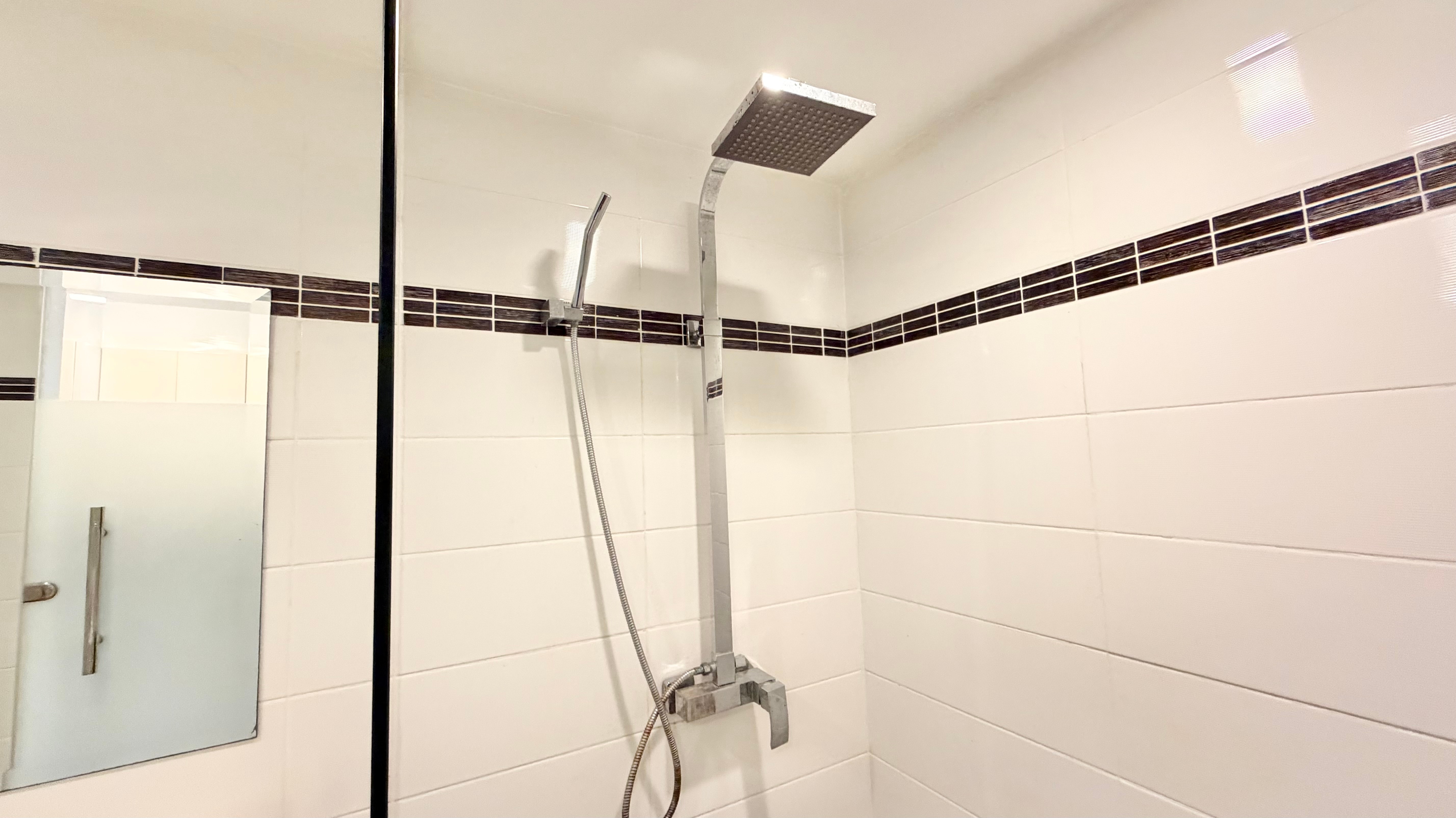 Studio Condo For sale in Prahtamnak photo 15
