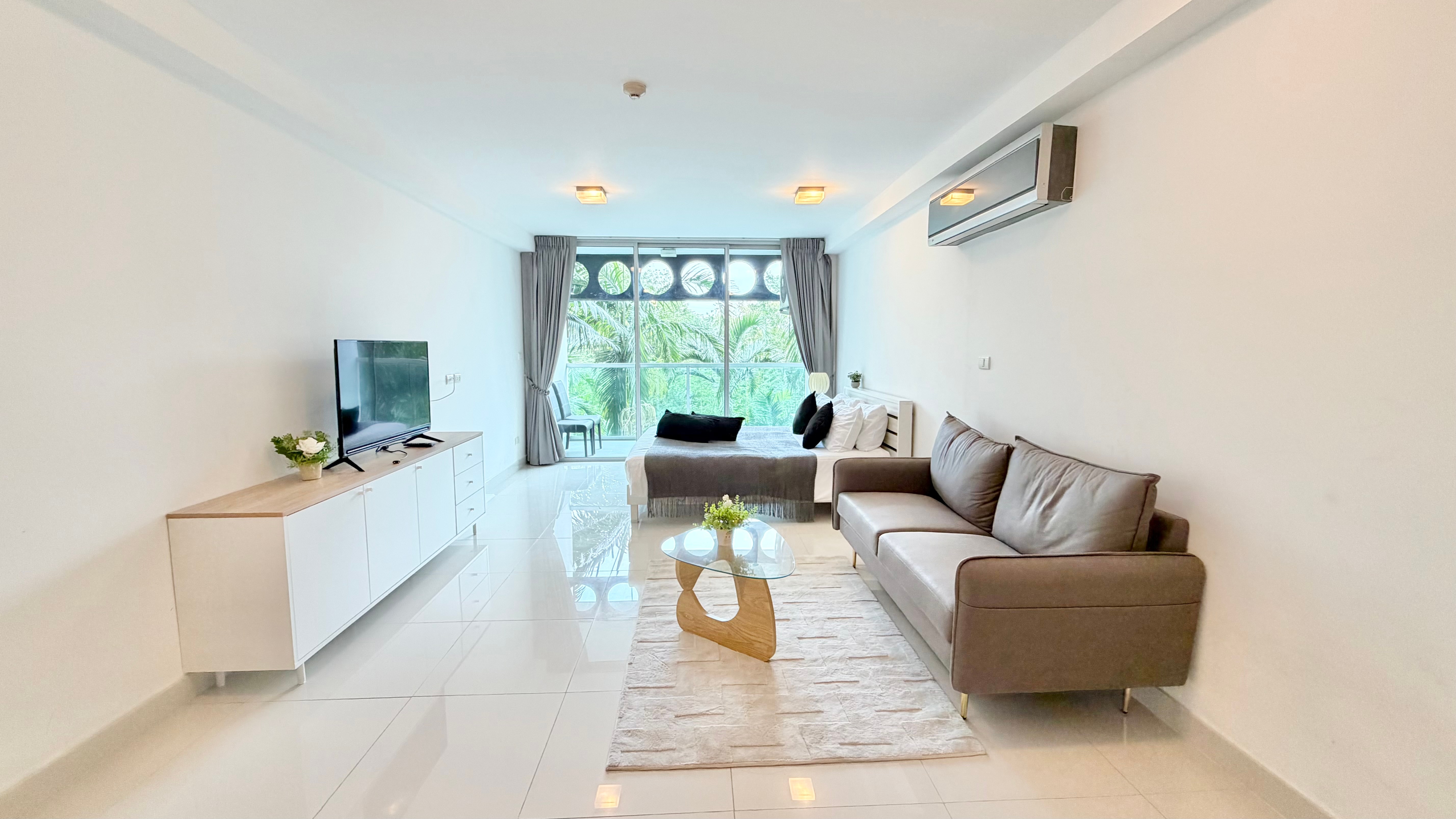 Large Studio Condo For Sale In Prahtamnak photo 15