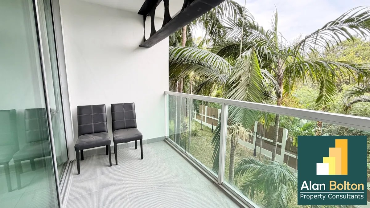 Large Studio Condo For Sale In Prahtamnak photo 10