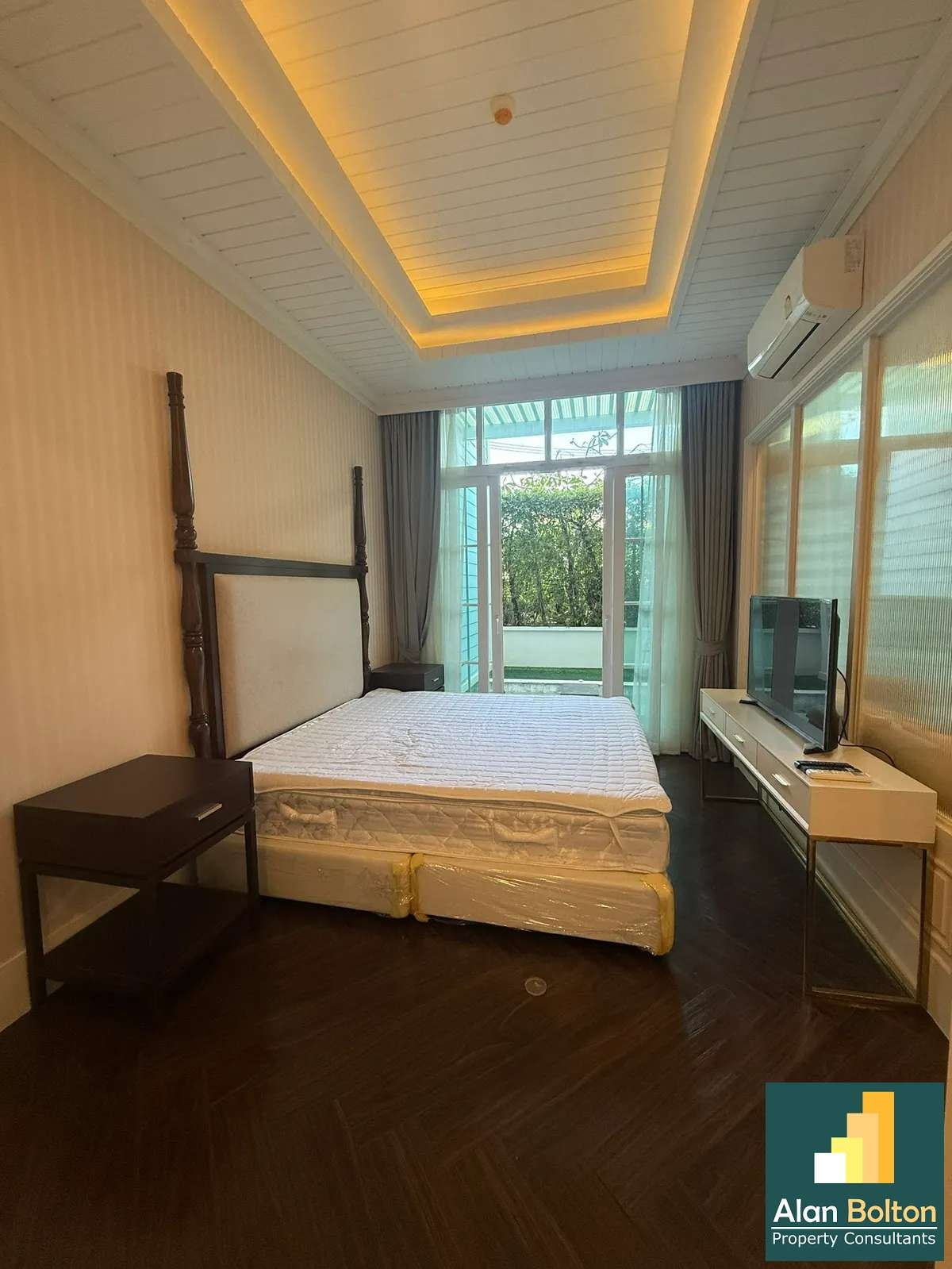 1 Bedroom 1 Bathroom for rent photo 7