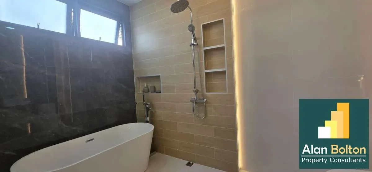 Brand New 6-Bedroom Luxury Pool Villa – Mabprachan Lake photo 18