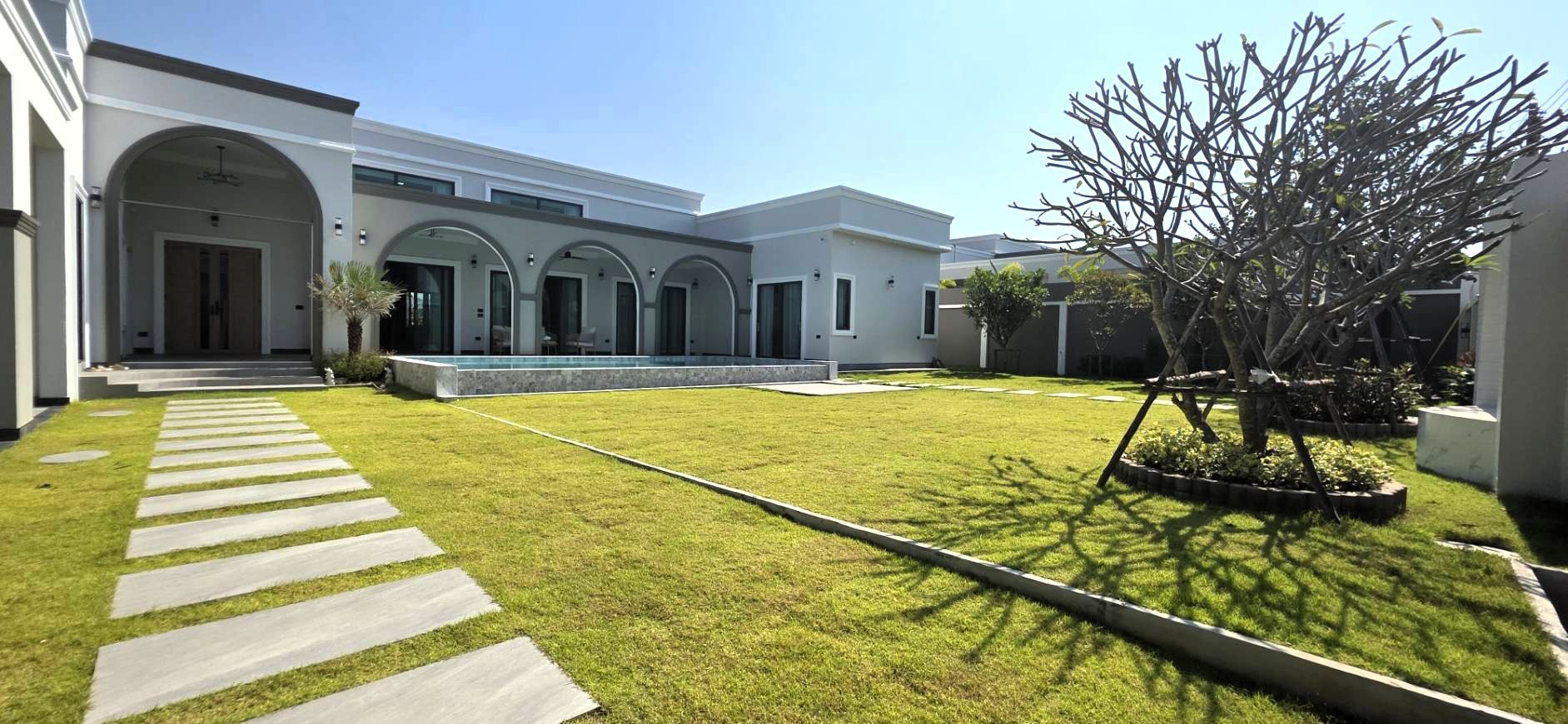 Brand New 6-Bedroom Luxury Pool Villa – Mabprachan Lake photo 23