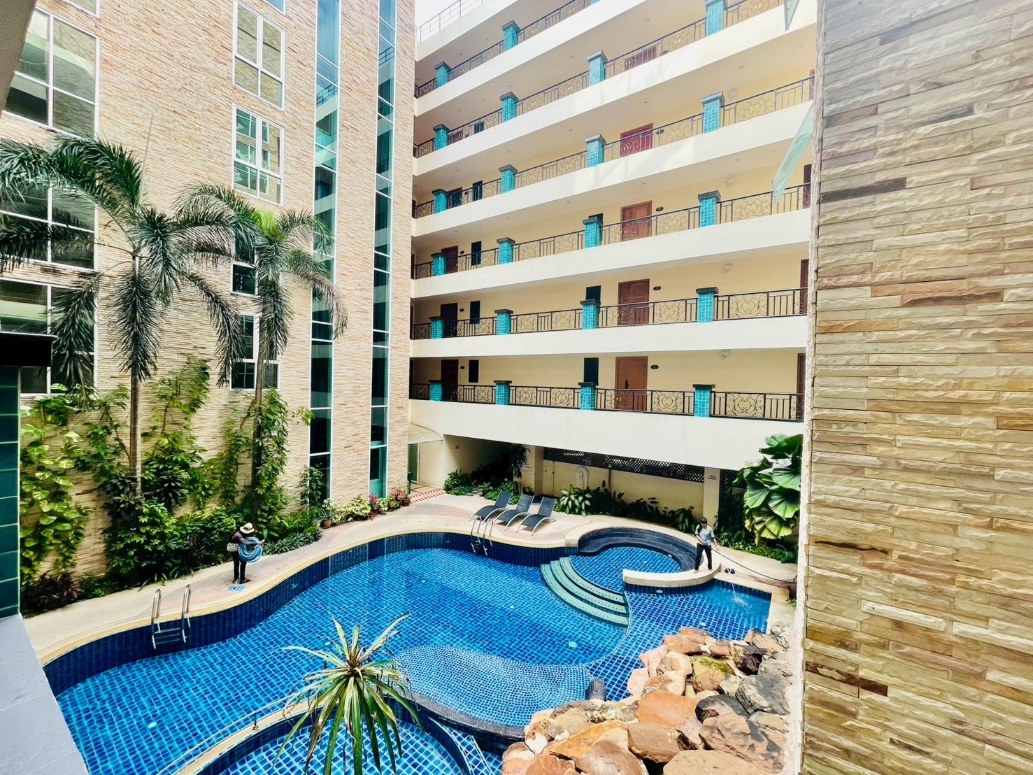 Sands Condo Direct Ocean For Rent And Sale photo 16