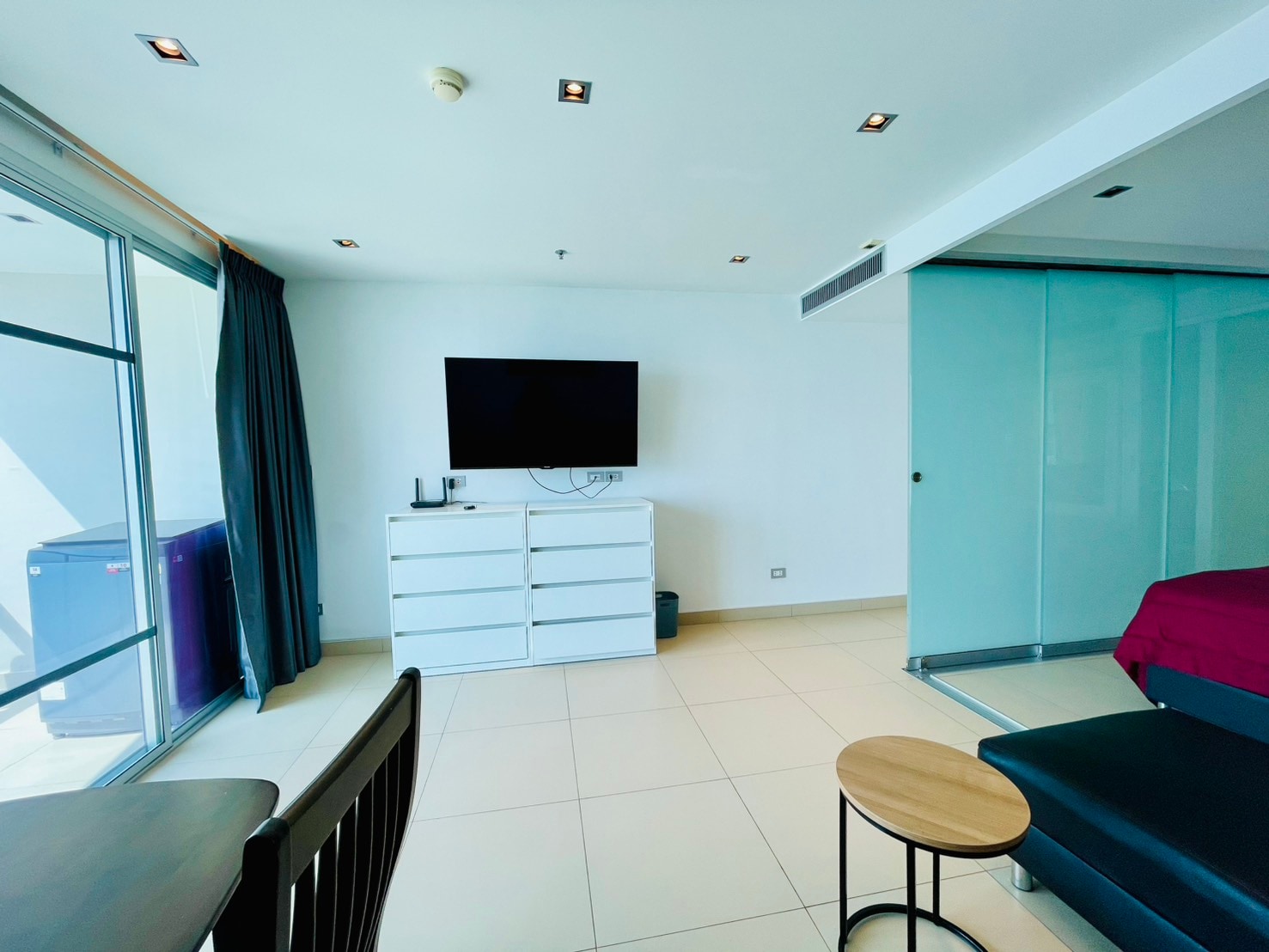 Sands Condo Direct Ocean For Rent And Sale photo 35