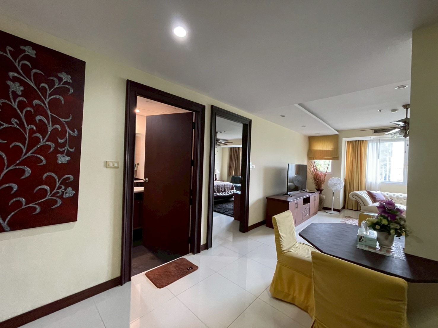 Sands Condo Direct Ocean For Rent And Sale photo 26