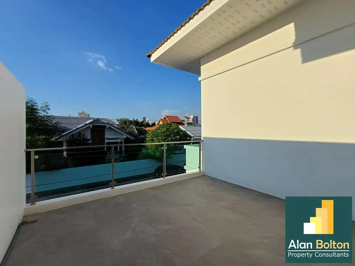Grand Jomtien Villa photo 9
