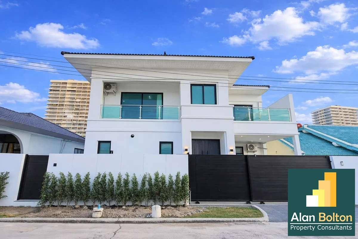 Grand Jomtien Villa