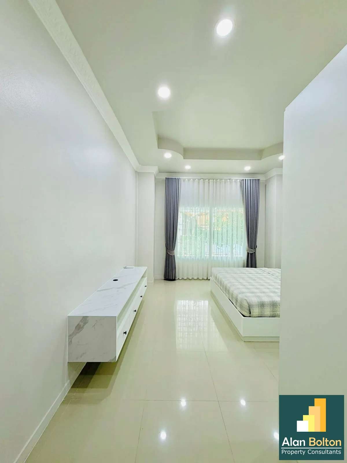 3 Bedroom House For Rent In East Pattaya photo 3