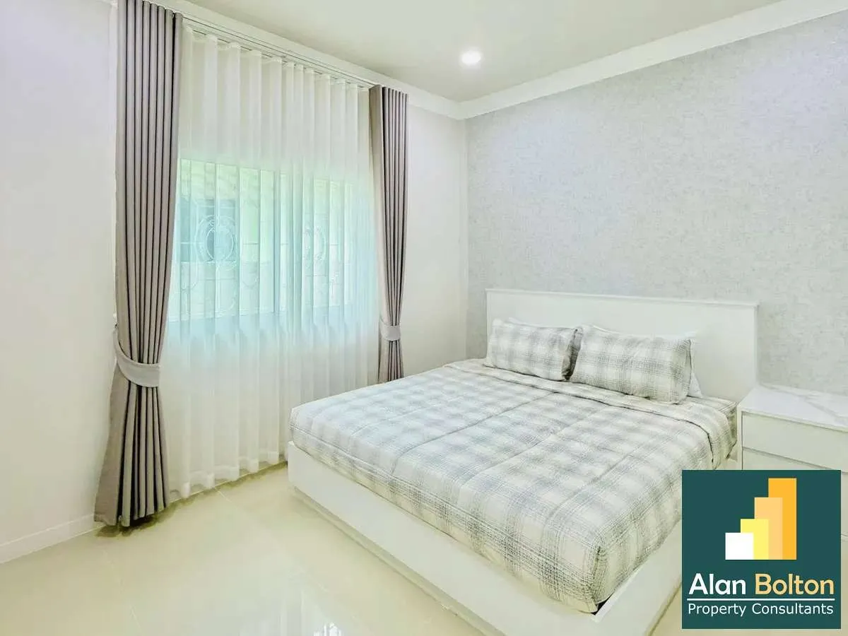 3 Bedrooms 2 Bathrooms in East Pattaya photo 7