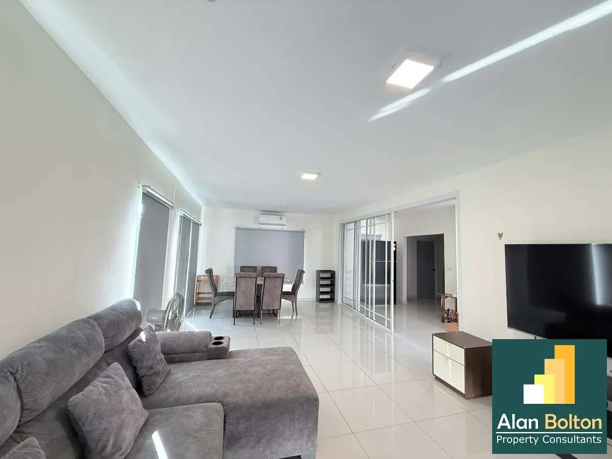 3 Bedroom 3 Bathroom for Rent photo 4