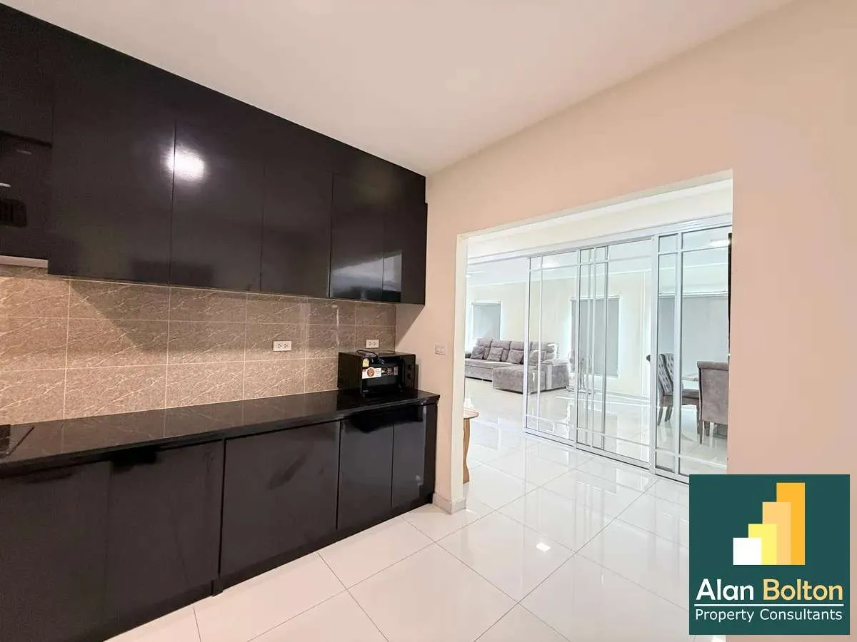 3 Bedroom 3 Bathroom for Rent photo 7