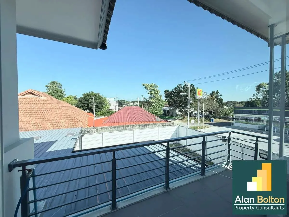3 Bedroom 3 Bathroom for Rent photo 10